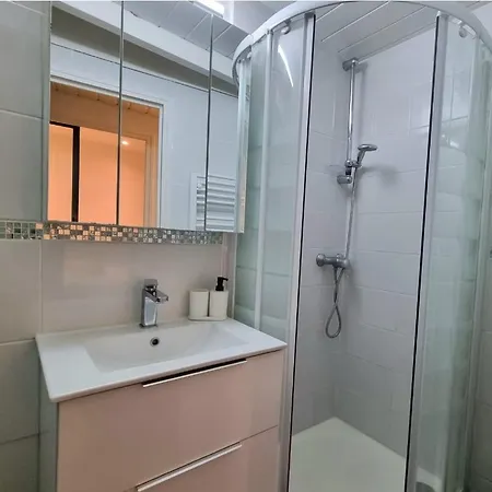 Apartment T2 Centre Historique Renove
